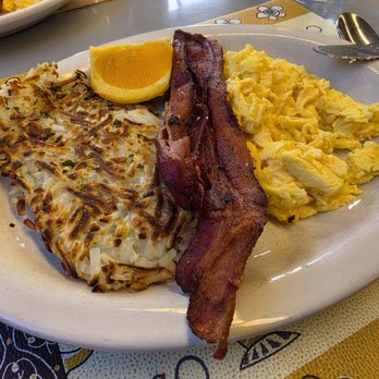Lighthouse Cafe - Eggs and bacon were good,  hash browns not so much..but great breakfast overall... - Breakfast & Brunch Near Me - Sausalito, California