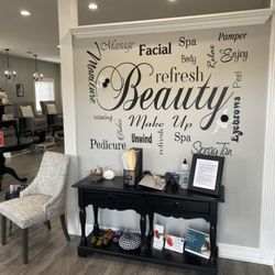 Refresh Beauty Bar