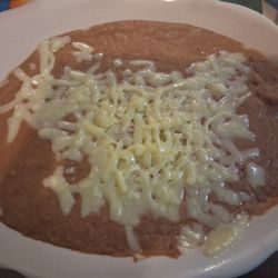Dos Primos Mexican Restaurant - Refried Beans