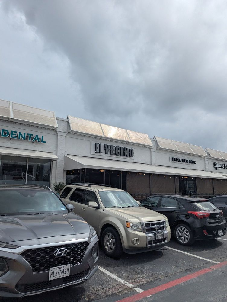 El Vecino