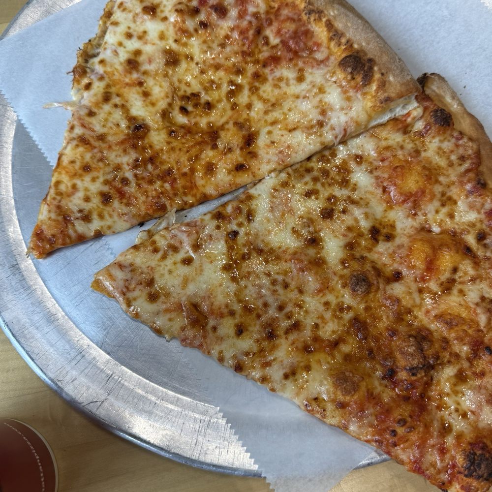 Manhattan Pizza - cheese pizza - Pizza Near Me - Frederick, Maryland