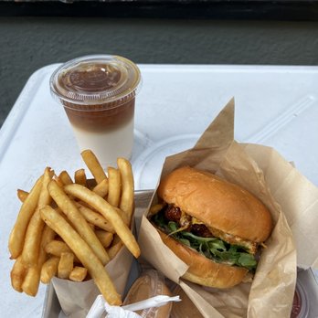Bandit - Hot Mess, Fries, Dirty Bandit - Breakfast & Brunch Near Me - San Francisco, California Bandit - Hot Mess, Fries, Dirty Bandit - Breakfast & Brunch Near Me - San Francisco, California