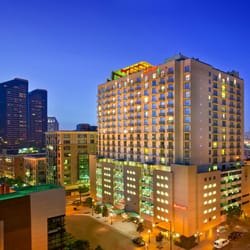 ALTITUDE Sky Lounge - Altitude is situated on the rooftop of the San Diego Gaslamp Marriott. Enter through the hotel lobby & take our express elevator to the sky!