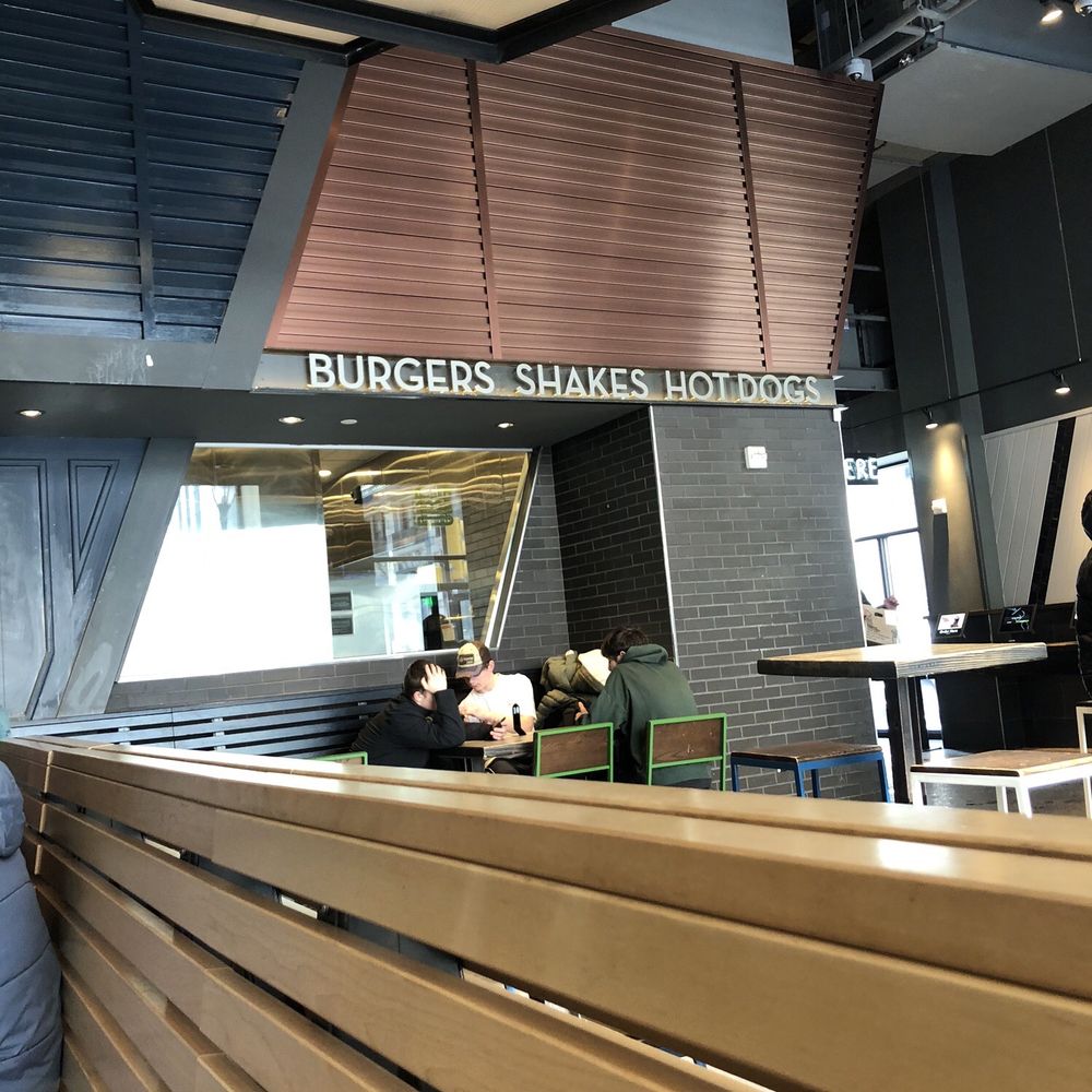 Shake Shack Midtown Village - 12th & Chestnut - Dining area - Burgers Near Me - Philadelphia, Pennsylvania Shake Shack Midtown Village - 12th & Chestnut - Dining area - Burgers Near Me - Philadelphia, Pennsylvania