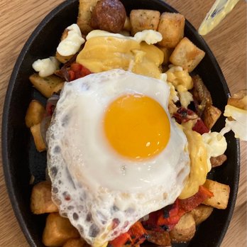 Pür & Simple - a frying pan with a fried egg on top - Breakfast & Brunch Near Me - Port Coquitlam, British Columbia Pür & Simple - a frying pan with a fried egg on top - Breakfast & Brunch Near Me - Port Coquitlam, British Columbia