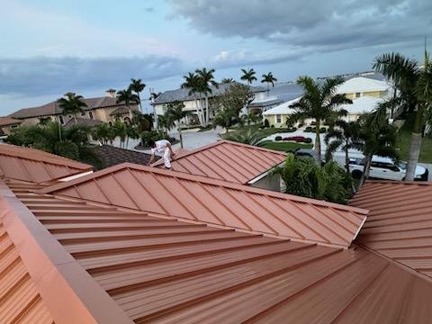 Slide of Heritage Roofing