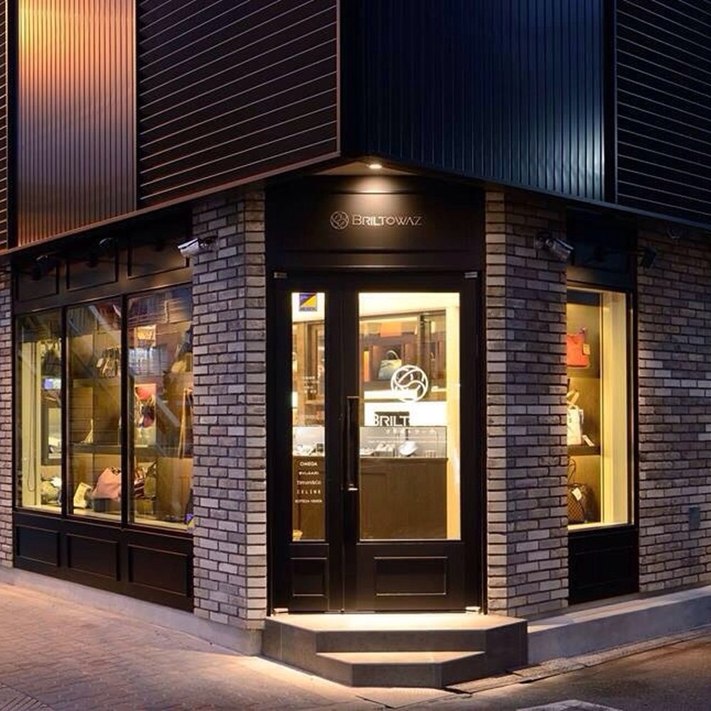 THE BEST 10 PAWN SHOPS near OSAKA, 大阪府 〒543-0071, JAPAN