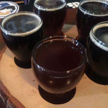 Peaks and Pints - Beer Bar Near Me - Tacoma, Washington