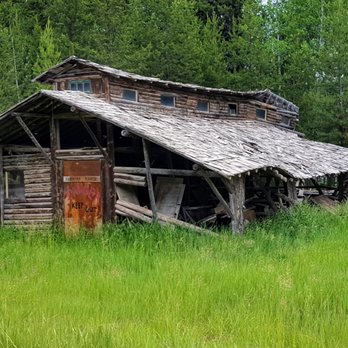 Home Ranch Bottoms - Anton Schoenberger lived in a wall tent until he built this cabin in 1909 at the age of 70. He passed in 1922 at Montana State Veterans Home - Bars Near Me - Polebridge, Montana