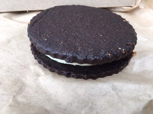 Essen Bakery by null