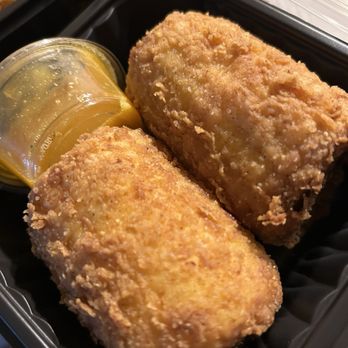 Memaw’s Gumbo - Fried cobbled corn w/ their famous garlic butter (delivery) - Cajun/Creole Near Me - Las Vegas, Nevada Memaw’s Gumbo - Fried cobbled corn w/ their famous garlic butter (delivery) - Cajun/Creole Near Me - Las Vegas, Nevada