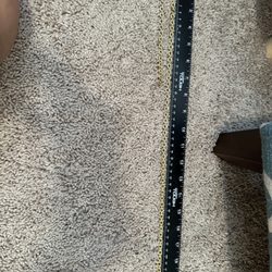 Wade Jewelers - Original necklace 21+ inches with original clasp. 117 links.  117/3 =39
