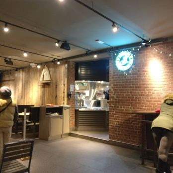 Shake Shack Dumbo - Burgers Near Me - Brooklyn, New York Shake Shack Dumbo - Burgers Near Me - Brooklyn, New York