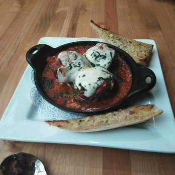 Fortun's Kitchen + Bar - Bars Near Me - La Quinta, California Fortun's Kitchen + Bar - Bars Near Me - La Quinta, California