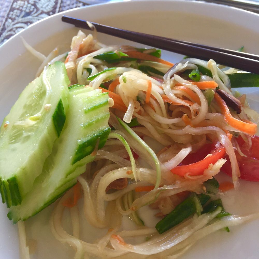 Thai Food - Salade papaya - Thai Near Me - Gruissan, 11 Thai Food - Salade papaya - Thai Near Me - Gruissan, 11