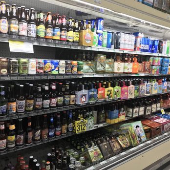 Harding's Market - Beer selection - Grocery Near Me - Niles, Michigan Harding's Market - Beer selection - Grocery Near Me - Niles, Michigan