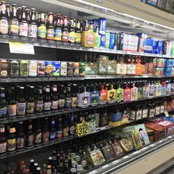 Harding's Market - Beer selection