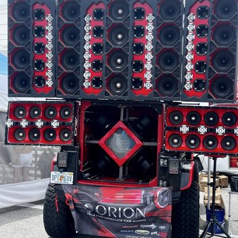 Jeep Beach - What a sound system! - Festivals Near Me Jeep Beach - What a sound system! - Festivals Near Me