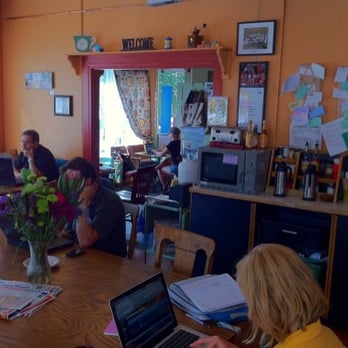 Wash Perk - Wash Perk common area - Coffee & Tea Near Me - Denver, Colorado