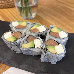Funshi Sushi Ramen Boba - Philadelphia roll