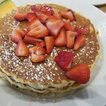 Bee Brothers - Pancakes w/ strawberries and powdered sugar- delicious!! - Breakfast & Brunch Near Me - Romeoville, Illinois Bee Brothers - Pancakes w/ strawberries and powdered sugar- delicious!! - Breakfast & Brunch Near Me - Romeoville, Illinois