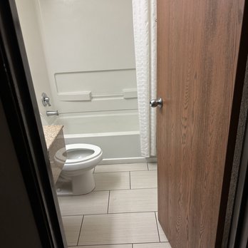Super 8 by Wyndham Flagstaff - How we left the bathroom - Hotels Near Me - Flagstaff, Arizona Super 8 by Wyndham Flagstaff - How we left the bathroom - Hotels Near Me - Flagstaff, Arizona