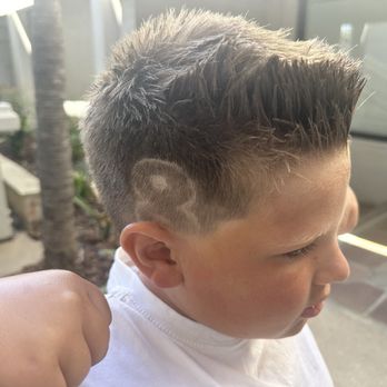 Cuttz By Cam - Barbers Near Me - Thousand Oaks, California Cuttz By Cam - Barbers Near Me - Thousand Oaks, California