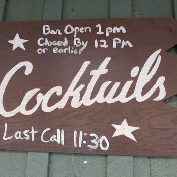 The Willo - Notice the times on the sign... - Steakhouses Near Me - Nevada City, California