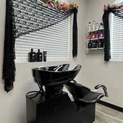 Inspired Design Hair Studio