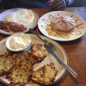 Compton's Pancake House - Breakfast & Brunch Near Me - Stroudsburg, Pennsylvania Compton's Pancake House - Breakfast & Brunch Near Me - Stroudsburg, Pennsylvania