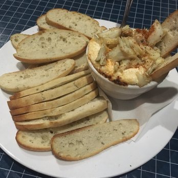 Dock Street Bar & Grill - Crab dip... so good but so filling - American Near Me - Annapolis, Maryland