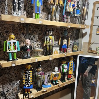 Building Character - Antiques Near Me - Lancaster, Pennsylvania