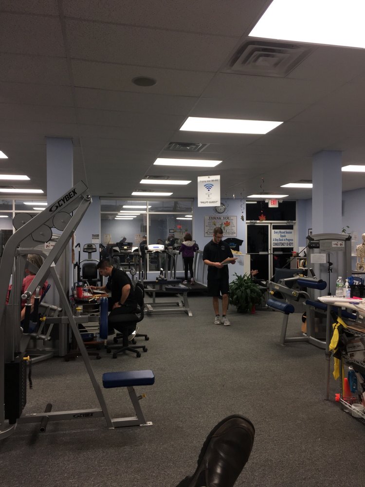 PKL PHYSICAL THERAPY & WELLNESS CENTER Updated September 2024 11 Broadway, Amityville, New