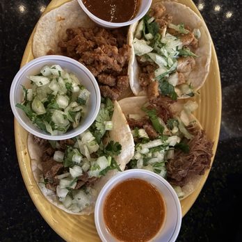 Los Amigos Bar & Grill - Chicken, Carnitas & Carne Asada Tacos - Mexican Near Me - Burbank, California