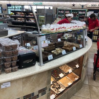 Buc-ee's - Gas Stations Near Me - Robertsdale, Alabama