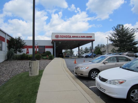 FITZGERALD TOYOTA SERVICE CENTER - Updated August 2025 - 30 Photos ...