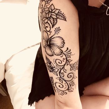 A Rainbow Studio - Henna Artists Near Me - Honolulu, Hawaii
