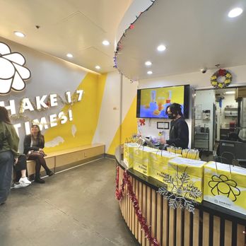 Sunright Tea Studio - Diamond Jamboree Center - Shake 17 times! - Bubble Tea Near Me - Irvine, California Sunright Tea Studio - Diamond Jamboree Center - Shake 17 times! - Bubble Tea Near Me - Irvine, California