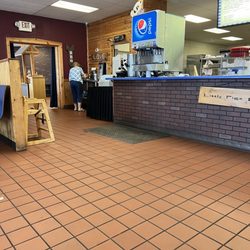 Little Pigs BBQ - Inside - Seneca Location