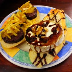 La Sidrería - Pincho de morcilla de Burgos y Rulo de cabra ...exquisitos ambos :D