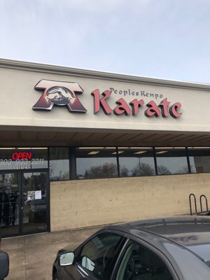 Peoples Kenpo Karate - LITTLETON'S MARTIAL ARTS SCHOOL
Find out why so many people in Littleton turn to Peoples Kenpo Karate for their martial arts training. Parents just like you have discovered how to maximize their child's potential and accelerate their development! Interested in classes for yourself? Whether you're looking for self-defense training, or for a fun way to get fit, we've got you covered with daytime and evening adult classes! Request more information or Get Started Today with our Exclusive Online Only Offer!