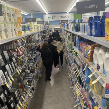 Walgreens - This is line to "drop" off.... - Drugstores Near Me - San Francisco, California Walgreens - This is line to "drop" off.... - Drugstores Near Me - San Francisco, California