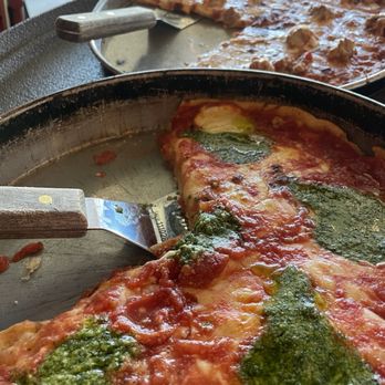 Lou Malnati's Pizzeria - Pizza Near Me - Surprise, Arizona