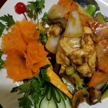 Huang's Chef - Chinese Near Me - Mooresville, North Carolina