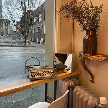 Leon Coffee House - Coffee & Tea Near Me - Seattle, Washington