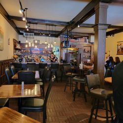 BrickHouse 737 - Bar