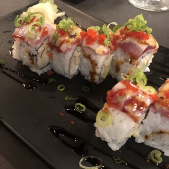 Kawaii Tori Sushi - sweet paradise roll subbed with tuna instead of salmon - Sushi Bars Near Me - Yardley, Pennsylvania