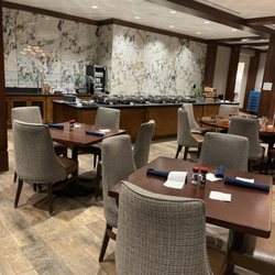 Oak Tavern - Interior design