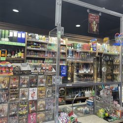 Sam's Liquor Store - Really clean store, Nice owner