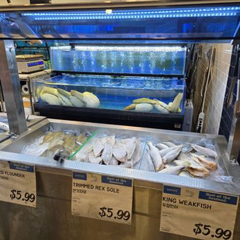 H Mart - Food Court Near Me - Schaumburg, Illinois